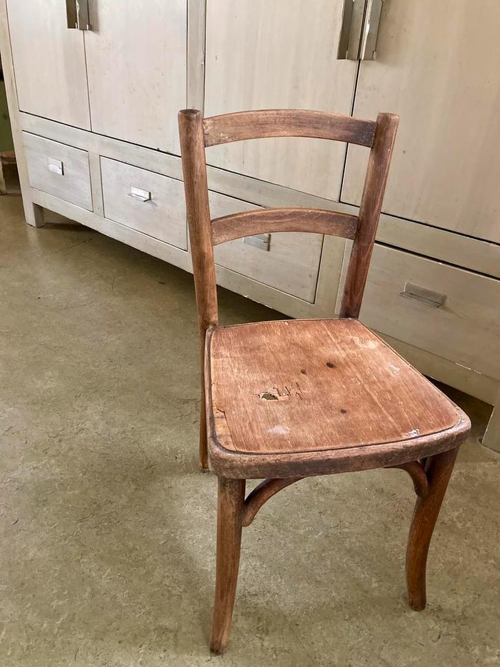 Kinderstoel Klein Thonet stoeltje voor kind, Antiek en Kunst, Antiek | Meubels | Stoelen en Banken, Ophalen