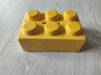 Lego Spaarpot Geel, Verzamelen, Spaarpotten, Ophalen of Verzenden, Gebruikt, Steen, Aardewerk of Keramiek, Object of Gebouw
