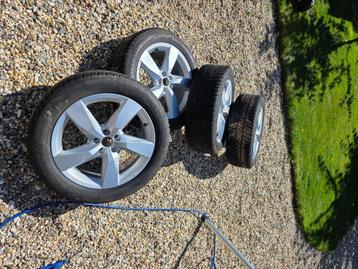 Volkswagen 17 inch styling Chesterfield winterbanden beschikbaar voor biedingen
