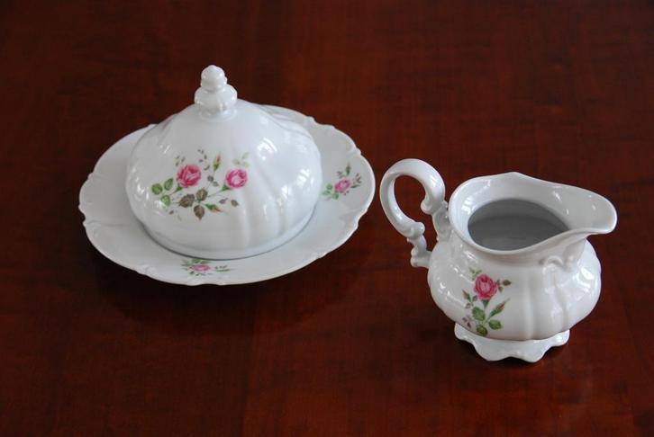 Hutchen Reuther porseleinen melkkannetje en botervloot, Antiek en Kunst, Curiosa en Brocante, Ophalen of Verzenden