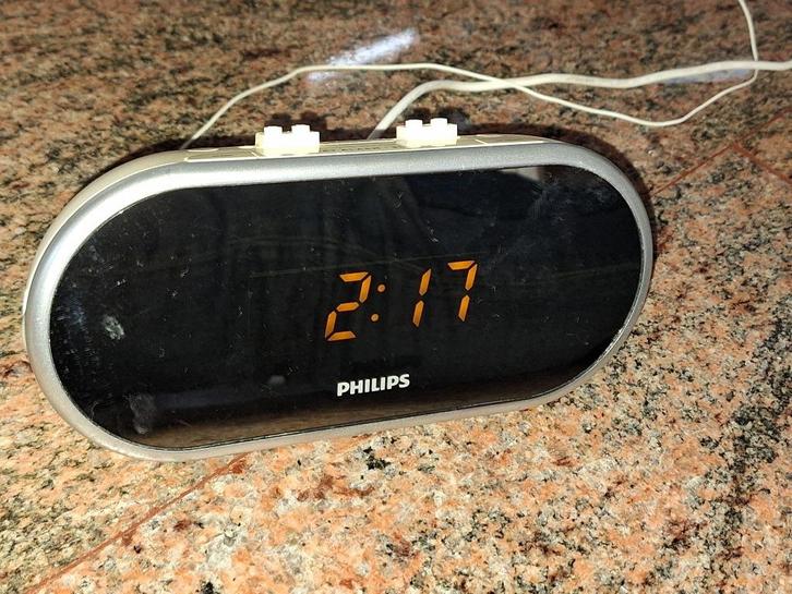 Wekkerradio Philips AJ1000/12, Witgoed en Apparatuur, Wekkers, Gebruikt, Digitaal, Ophalen of Verzenden