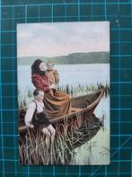 ansichtkaart a288) vrouw met kinderen in bootje., Ophalen of Verzenden, Voor 1920, Gelopen, Overige thema's