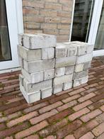 32 metselstenen  gratis afhalen, Doe-het-zelf en Verbouw, Metselstenen, Ophalen, Zo goed als nieuw, Bakstenen