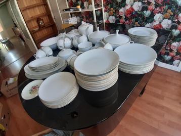 Bavaria, Vintage West-Duits proselein, complete servies, beschikbaar voor biedingen