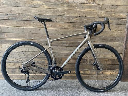Giant Revolt 1 M/L Van € 1749,00 voor € 1399,00, Fietsen en Brommers, Fietsen | Racefietsen, Nieuw, Heren, Giant, Meer dan 20 versnellingen