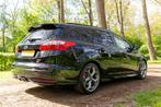 Ford Focus 2.0 Ecoboost 184KW Wagon 2014 Zwart, Auto's, 74 €/maand, Zwart, 4 cilinders, Zwart