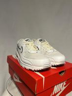 ALS NIEUW! Maat 44 - Nike Air Max 90 White Black Swoosh, Kleding | Heren, Schoenen, Verzenden, Wit, Nike, Nike