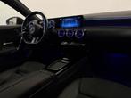 Mercedes-Benz A-klasse 250 e AMG Blackpack Pano Memory 360 S, Auto's, Mercedes-Benz, Voorwielaandrijving, Gebruikt, Zwart, 4 cilinders