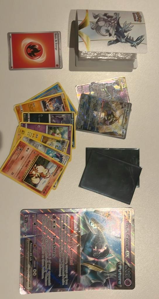 Pokemon mystery box, Hobby en Vrije tijd, Verzamelkaartspellen | Pokémon, Gebruikt, Meerdere kaarten, Ophalen