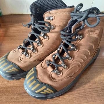 Bata werkschoenen beschikbaar voor biedingen