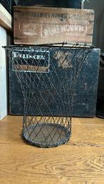 Franse fil de fer mand / prullenbak, Ophalen of Verzenden