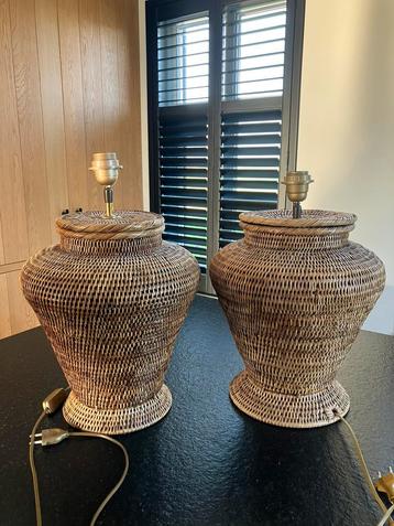 2 identieke XXL birma rieten lampen beschikbaar voor biedingen