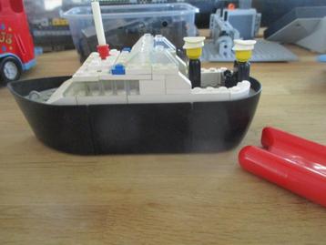 VINTAGE LEGO POLITIEBOOT 314 beschikbaar voor biedingen