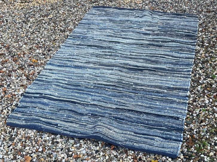 Sissy-Boy vloerkleed van jeans – 160 x 230 cm, Huis en Inrichting, Stoffering | Tapijten en Kleden, Gebruikt, 150 tot 200 cm, 200 cm of meer