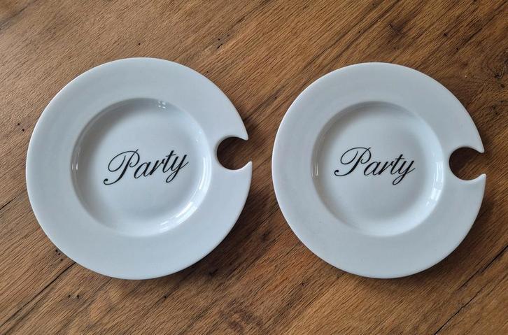 Riviera Maison Party Bordjes - Set van 2, Huis en Inrichting, Keuken | Servies, Zo goed als nieuw, Bord(en), Overige stijlen, Porselein