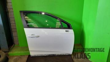 Portier 4Deurs rechts-voor van een Renault Clio (OV369) beschikbaar voor biedingen