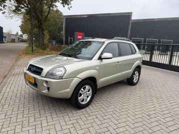 Hyundai Tucson 2.0 I 2WD 2007 Grijs beschikbaar voor biedingen