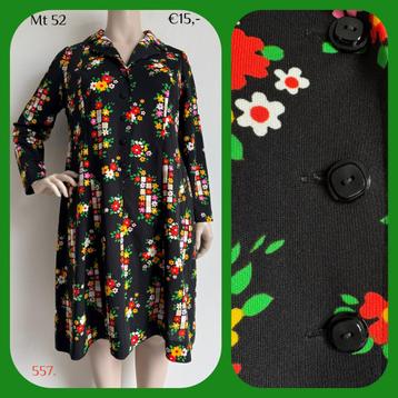 557. Vintage jurk mt 52 beschikbaar voor biedingen