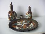Zenith Gouda plateel keramiek karaffen op dienblad jr.ca1925, Antiek en Kunst, Antiek | Vazen, Ophalen of Verzenden
