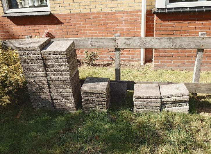 59 stuks 30x30 betontegels, Tuin en Terras, Tegels en Klinkers, Gebruikt, Terrastegels, Beton, 5 tot 10 m², Ophalen