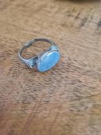 Tibetaans zilveren ring met lapis steen mt 19., Sieraden, Tassen en Uiterlijk, Antieke sieraden, Ophalen of Verzenden, Zilver