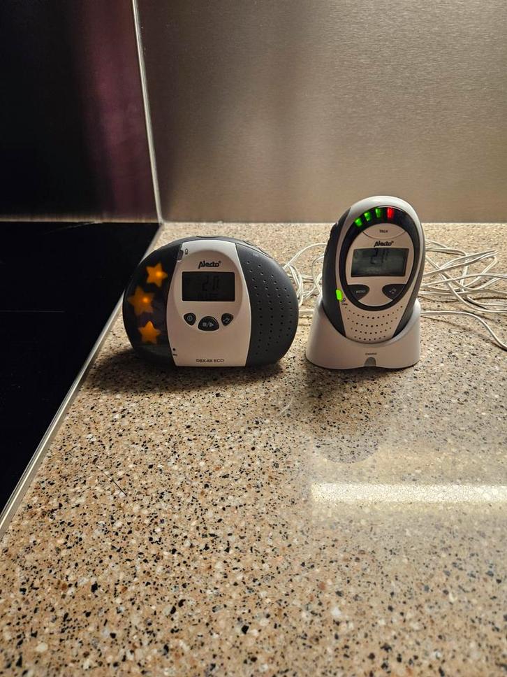 Alecto Babyfoon - Betrouwbaar en in goede staat, Kinderen en Baby's, Babyfoons, Gebruikt, 250 meter of meer, Terugspreekfunctie