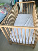Kleuterbedje, Kinderen en Baby's, Kinderkamer | Bedden, Ophalen, Gebruikt, Minder dan 140 cm, Matras