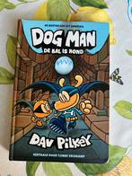 Dog Man - De bal is hond, Ophalen of Verzenden, Zo goed als nieuw, Dav Pilkey