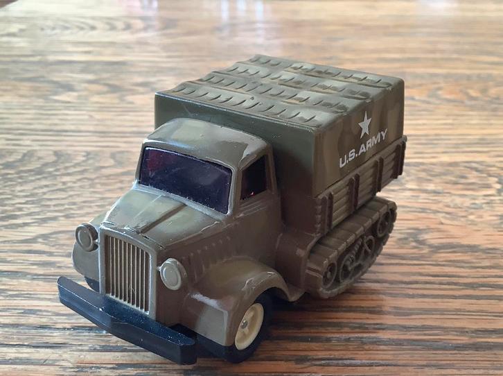 Legervoertuig us army vrachtwagen, Hobby en Vrije tijd, Modelauto's | Overige schalen, Gebruikt, Bus of Vrachtwagen, Ophalen