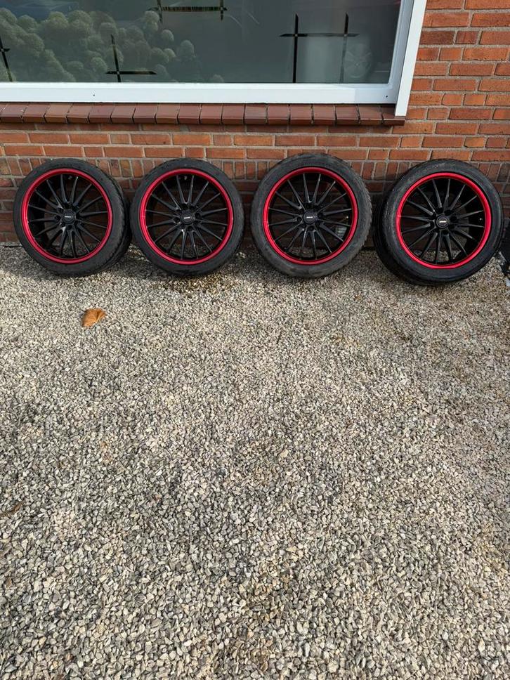 Dynamics 17 inch zwarte velgen met rode rand, Auto-onderdelen, Banden en Velgen, Velg(en), Zomerbanden, 17 inch, 225 mm, Ophalen