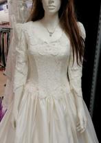 Cymbeline Paris trouwjurk Ivoor, met kant en satijn 36 37219, Trouwjurk, ., Wit, Cymbeline Paris