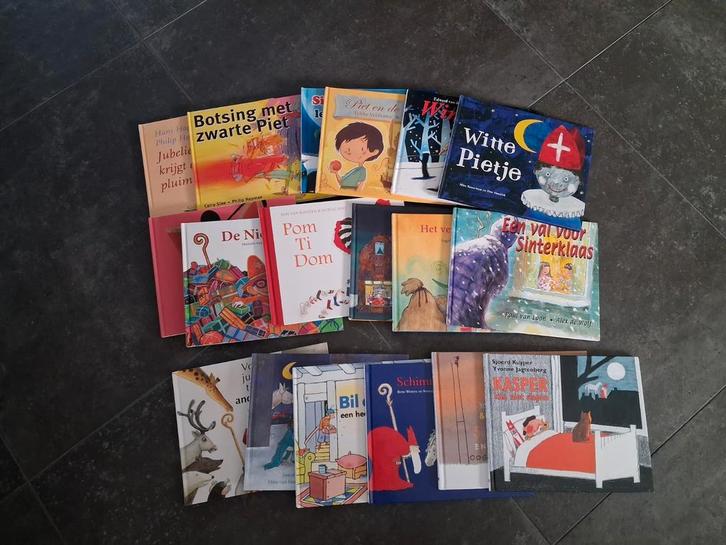 18 stuks nieuwe sinterklaas / sint boeken/ boek, Diversen, Sinterklaas, Nieuw, Ophalen of Verzenden
