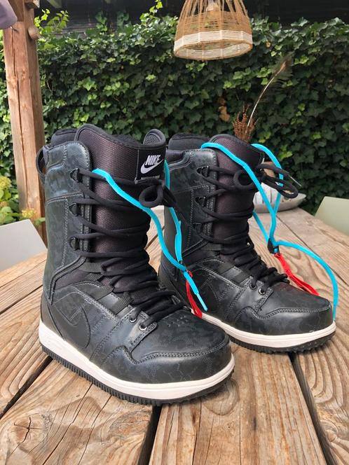Nike Snowboardschoenen Dames - maat 38,5, Kleding | Dames, Wintersportkleding, Nieuw, Overige typen, Ophalen of Verzenden