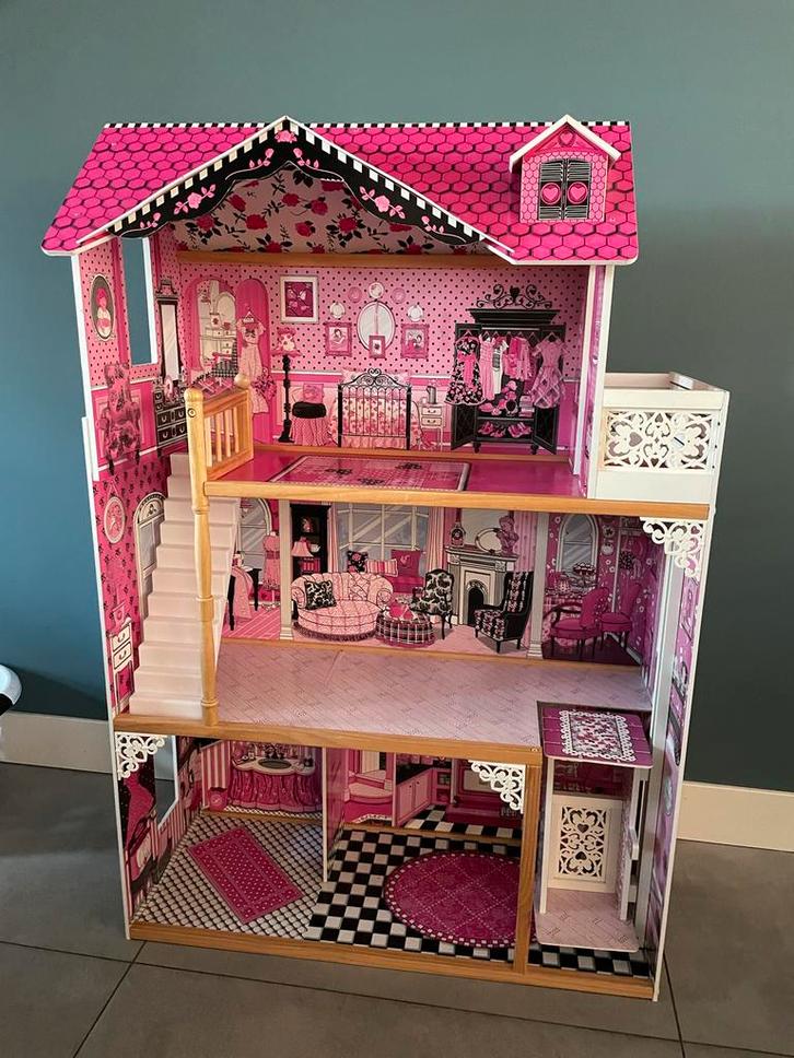 Groot Houten Poppenhuis Barbie incl. Meubels, Kinderen en Baby's, Speelgoed | Poppenhuizen, Zo goed als nieuw, Poppenhuis, Ophalen