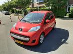 Peugeot 107 Airco weinig kilometers 5DR 2-TRONIC 2010, Auto's, Stof, Zwart, Elektrische ramen, 4 stoelen