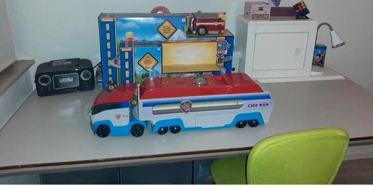 Stevige Werk- en Speeltafel - Lego, Playmobil, Treinbaan, Huis en Inrichting, Bureaus, Gebruikt, Bureau, Ophalen