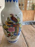 Vintage Chinese vaas Paradijsvogel / vogel. Porselein China, Ophalen, Blauw, Aardewerk of Porselein, Zo goed als nieuw