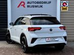 Volkswagen T-Roc 1.5 TSI R-Line Pano/Matrix/Camera, Auto's, Volkswagen, 1258 kg, 4 cilinders, Wit, Bedrijf