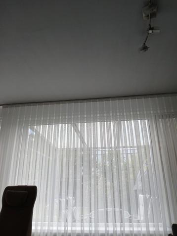 Vitrage 2 delig 540x256 beschikbaar voor biedingen