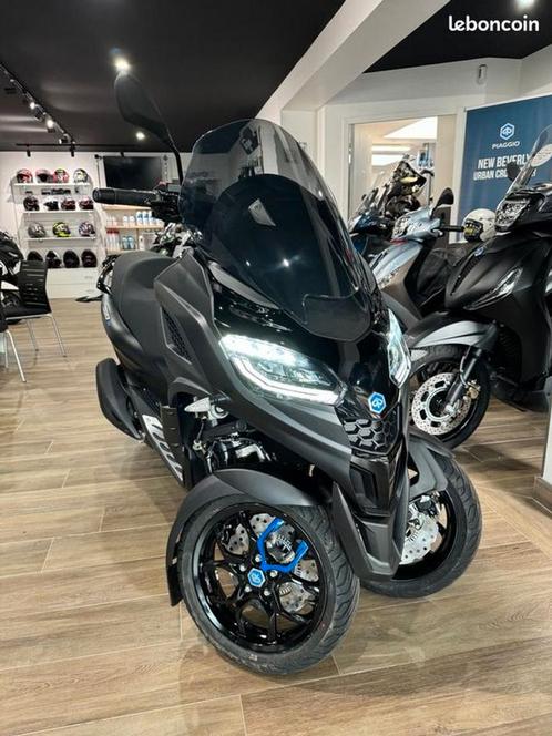 PIAGGIO MP3 310 HPE  incl. €400,- GRATIS accessoires!, Motoren, Motoren | Piaggio, Bedrijf, Scooter, 12 t/m 35 kW