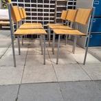 prachtige houten stapelstoelen met metaal frame, Huis en Inrichting, Stoelen, Ophalen, Gebruikt, Zwart, Metaal