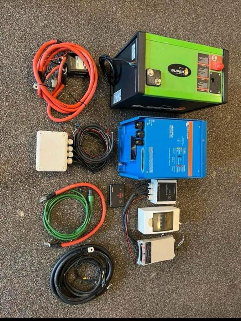 Victron MultiPlus 12/3000/120-16 omvormer set, Caravans en Kamperen, Camper-accessoires, Gebruikt, Ophalen