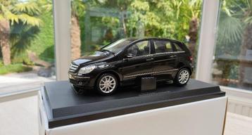 Mercedes-Benz B-Klasse - 2005 - Black W245 Kyosho/Dealerbox beschikbaar voor biedingen