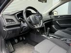 Renault Megane 1.2 TCe Life Cruise Led NW Model 58976 Km Pdc, Auto's, Voorwielaandrijving, Gebruikt, Zwart, 4 cilinders