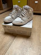 Nike air jordan 1 mid, Kleding | Heren, Schoenen, Ophalen of Verzenden, Gedragen