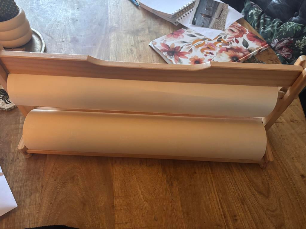 Ikea teken rolhouder incl extra rol, Huis en Inrichting, Stoffering | Behang, Ophalen of Verzenden, Minder dan 10 m²