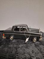 Grote blikken auto, Hobby en Vrije tijd, Modelauto's | 1:24, Ophalen of Verzenden, Zo goed als nieuw, Maisto
