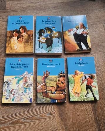 6 boeken van de boekentoppers  beschikbaar voor biedingen