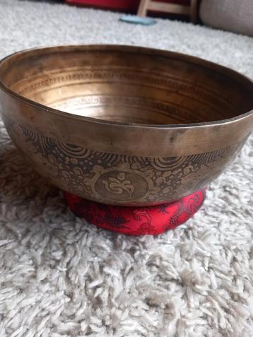 Authentieke Klankschaal beschikbaar voor biedingen