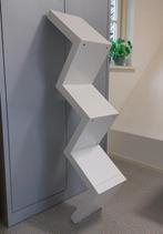 Ikea Lack Zigzag wandplank, Huis en Inrichting, Woonaccessoires | Wandplanken en Boekenplanken, Ophalen, Gebruikt